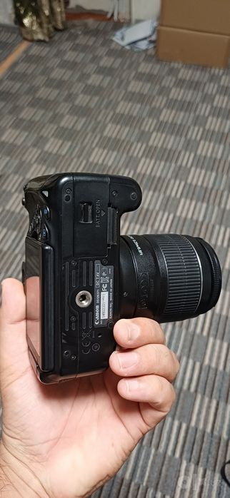 Canon 650D фотоапарат сотилади
