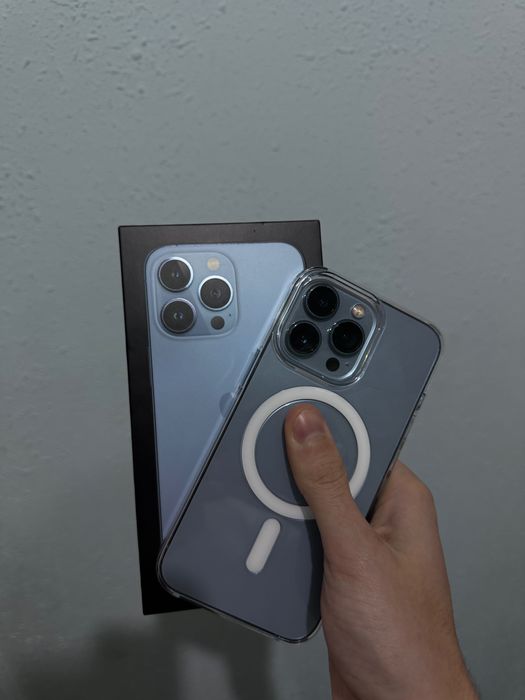 iPhone 13 pro bluee