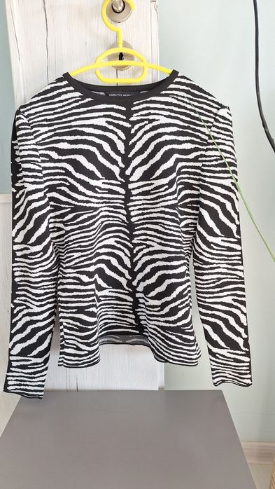 Pulover damă animal print