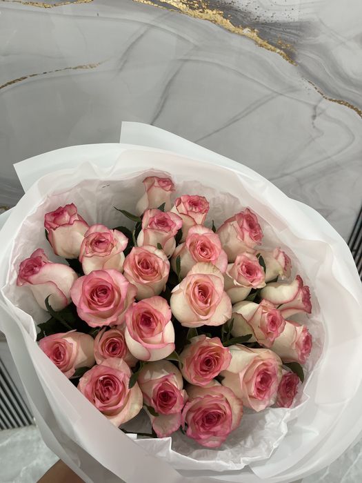 Гүл сатылады 25шт