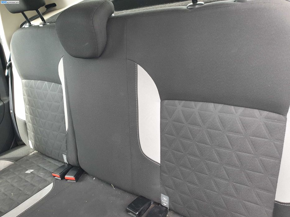 Bancheta Spate cu Sezut si Rabatare Dacia Sandero 2 2012 - 2016 [K6387]