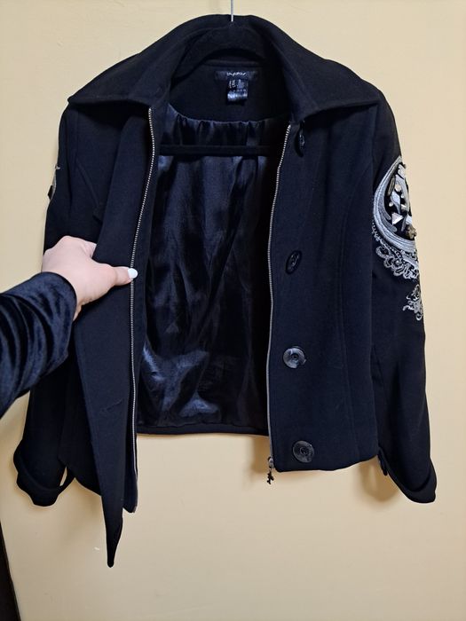 Дамско палто Byblos