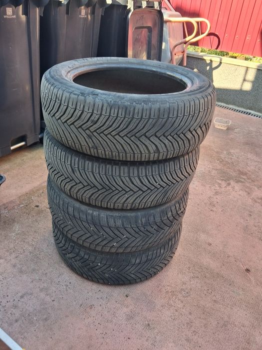 Anvelope all season Michelin 195/55 R16 2 buc., și  Imperial  195/55 R16  2 buc. ,stare bună.