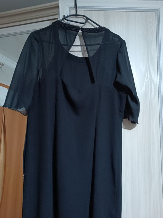 Продам красивое чёрное платье