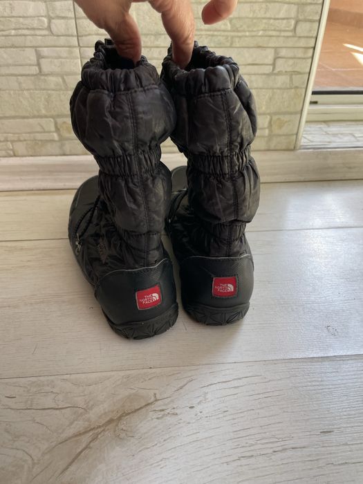 Ботуши the north face с подплата