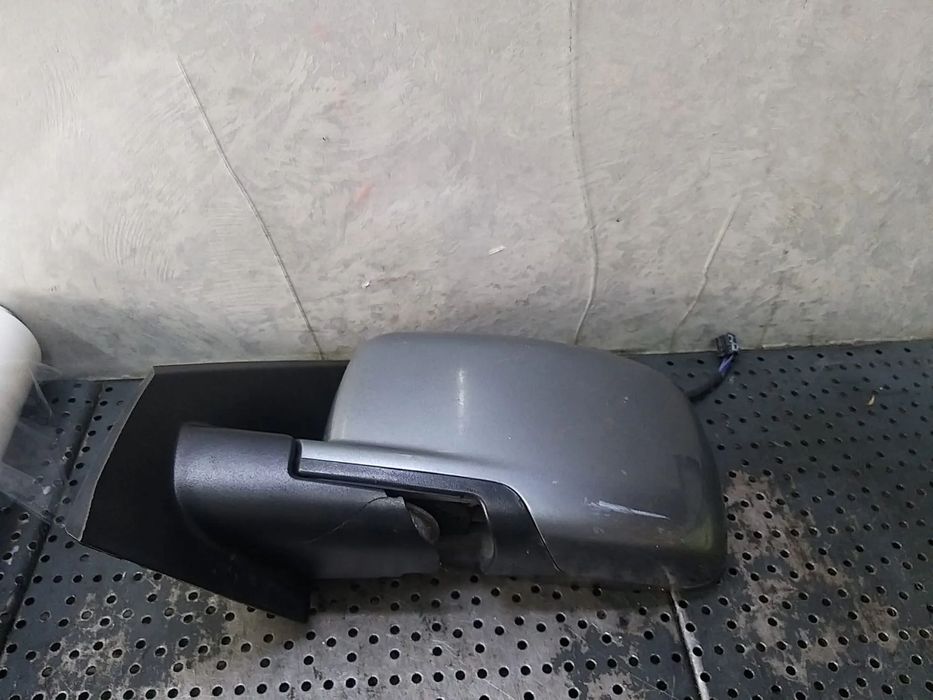 Oglinda electrica stanga dodge journey pentru piese 48207l