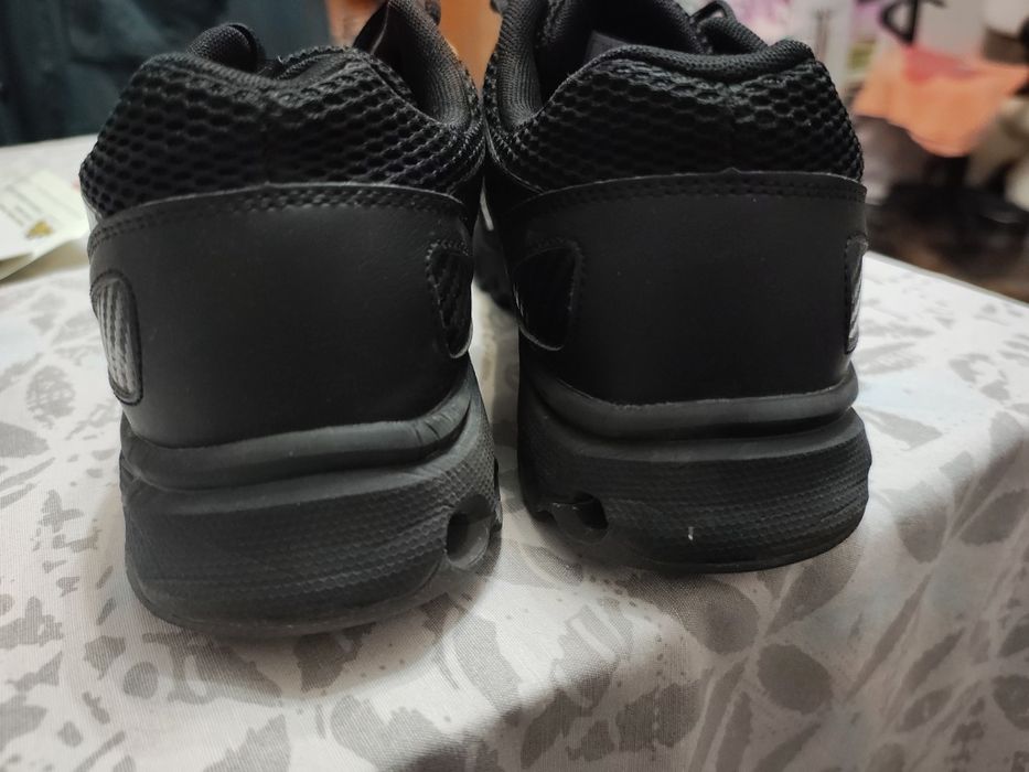 Маратонки K Swiss