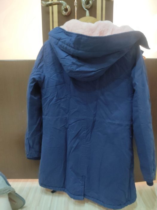 Продам куртки зимние