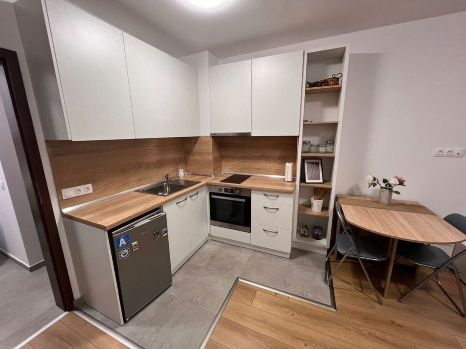 Дава се под наем Двустаен апартамент в София, Кръстова вада - 50 кв.м за 750 € - Снимка #3