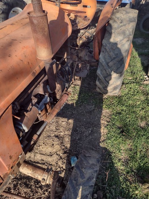 Piese tractor fiat 411