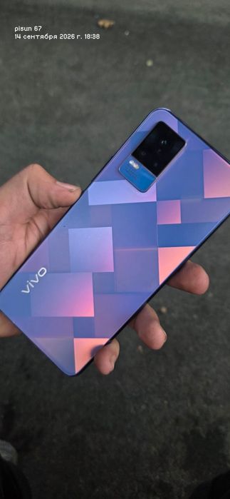 Обмен vivo v21e 8/128