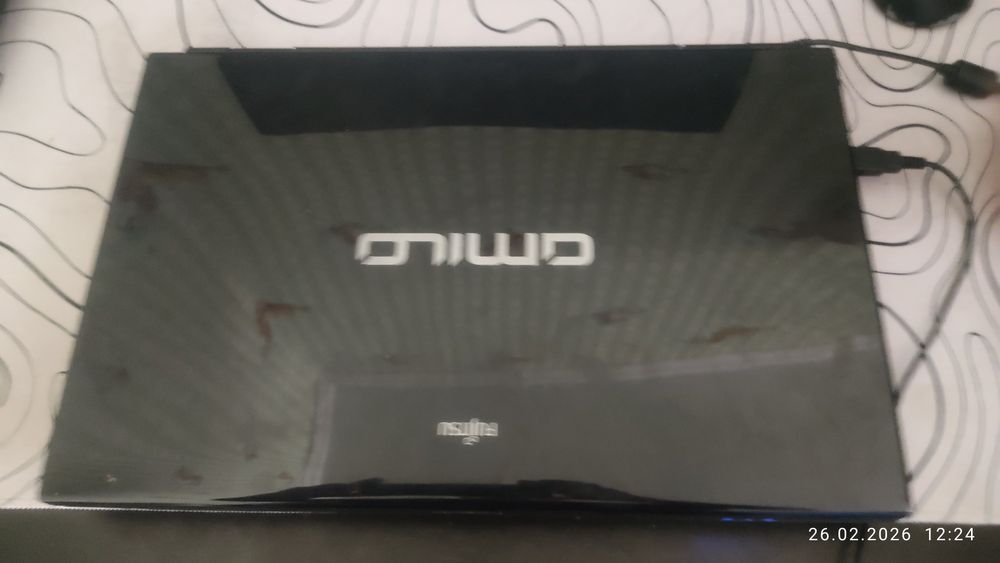 Продам ноутбук  в рабочем состоянии