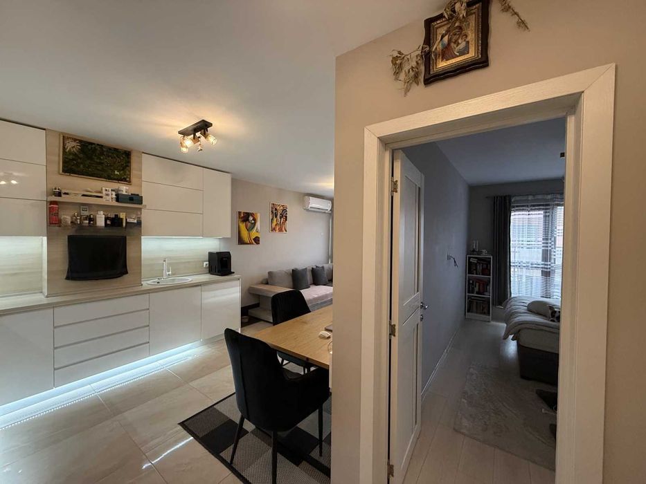 Продава се Двустаен апартамент в Пловдив, Кючук Париж - 65 кв.м за 1130 €/кв.м - Снимка #2