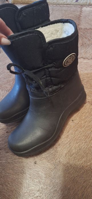 Продам сапоги резиновые 40 размер