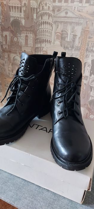 Продам женские ботинки на весну