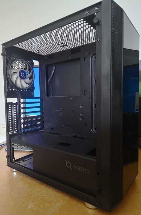 Carcasa PC Aqirys ATX Cu 1 Ventilator RGB | Lipsa panou lateral si Front panel i/o !!!