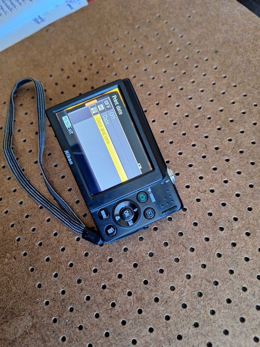 Nikon Corp Japan Coopix S2500 pt piese reparat curatat colectie