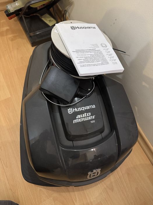Vand robot gazon Husqvarna 105