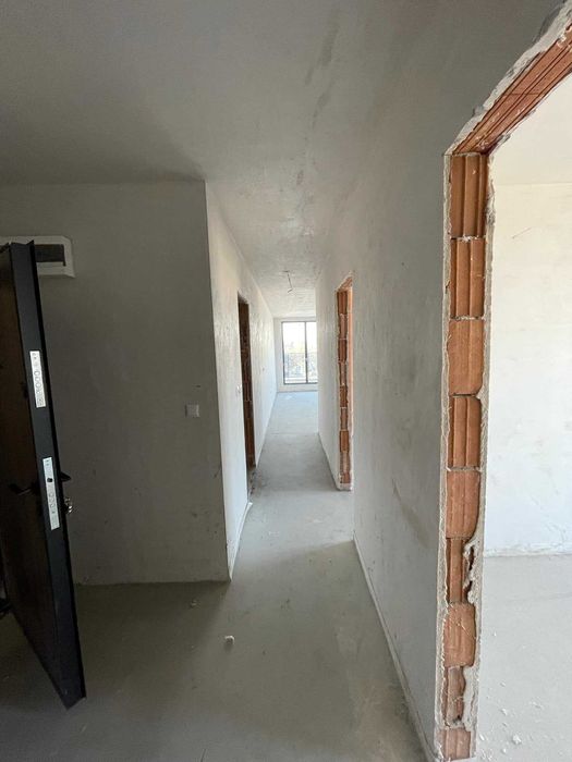 Продава се Четиристаен апартамент в Пловдив, Христо Смирненски - 117 кв.м за 1255 €/кв.м - Снимка #12