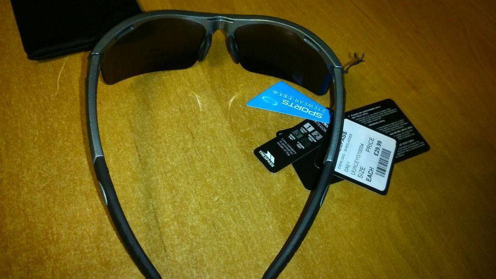 Слънчеви очила TRESPASS