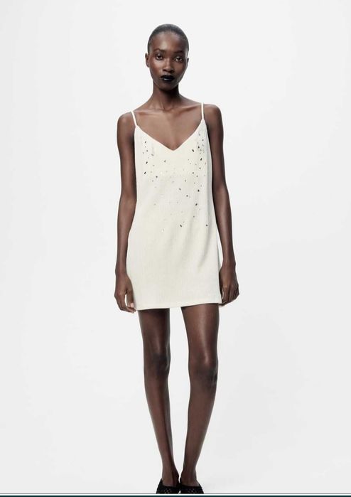 Rochie lejera cu cristale Zara