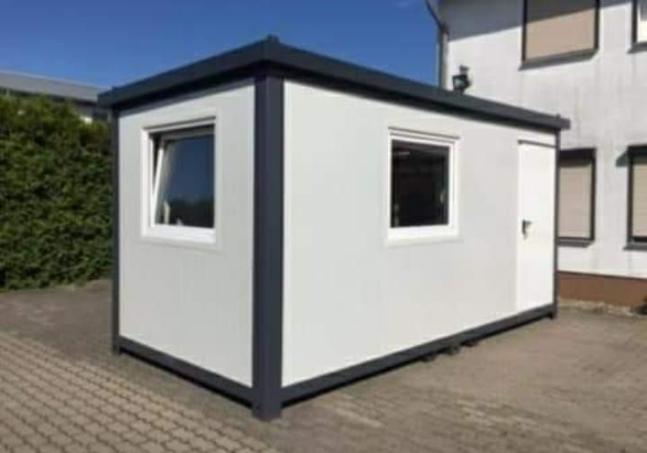 Vând case din containere de locuit pe piloni