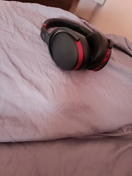 Блутут слушалки Sennheiser HD 458BT