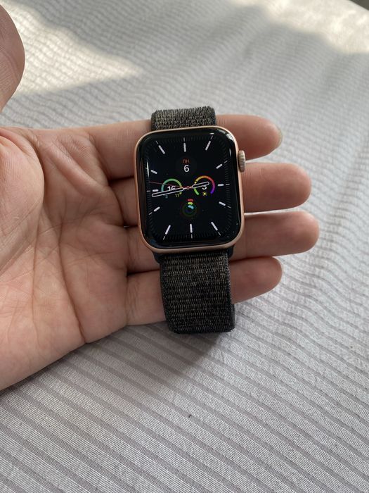 Apple watch 5  44 мм