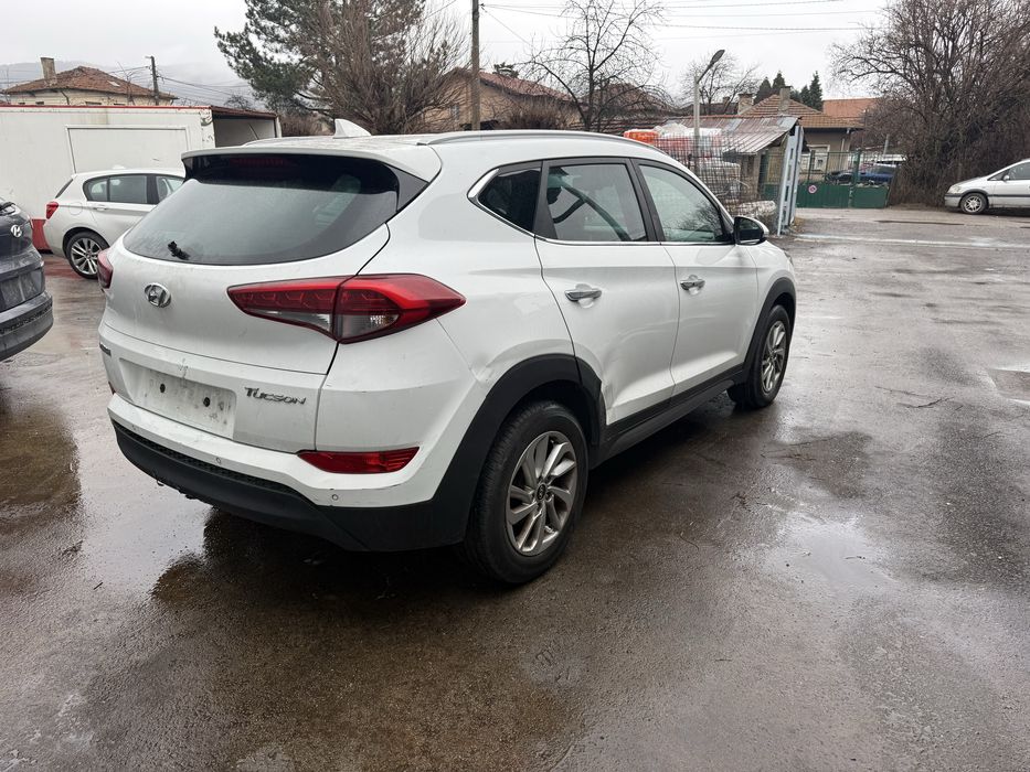 На части Hyundai Tucson МК3 1.7ЦРДИ/На части Хюндай Туксон  MK3 1.7