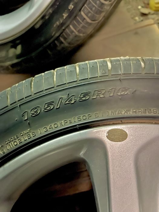 Диски с шинами от Chevrolet Spark