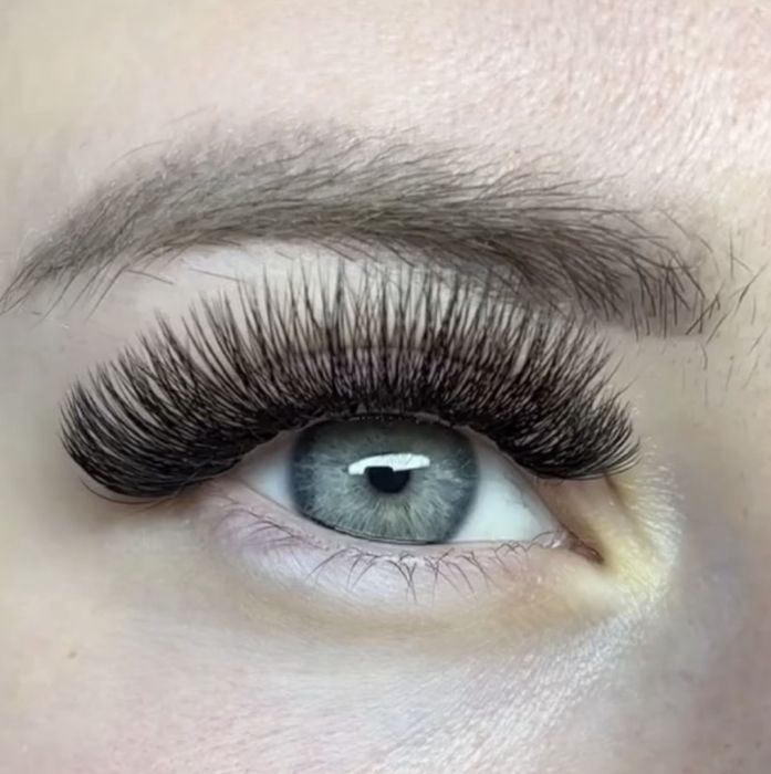 Обучение наращиванию ресниц