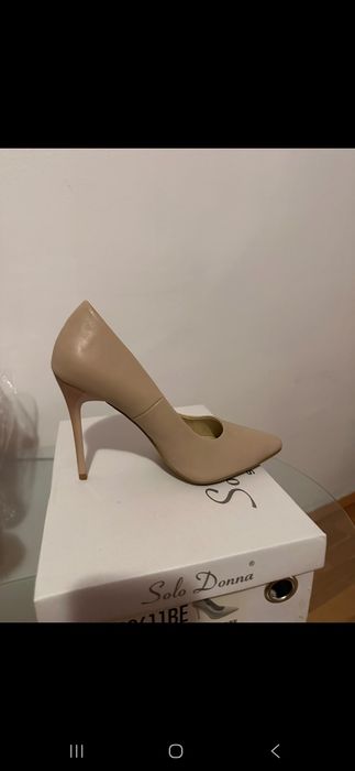 Pantofi stiletto Solo Donna mărimea 36