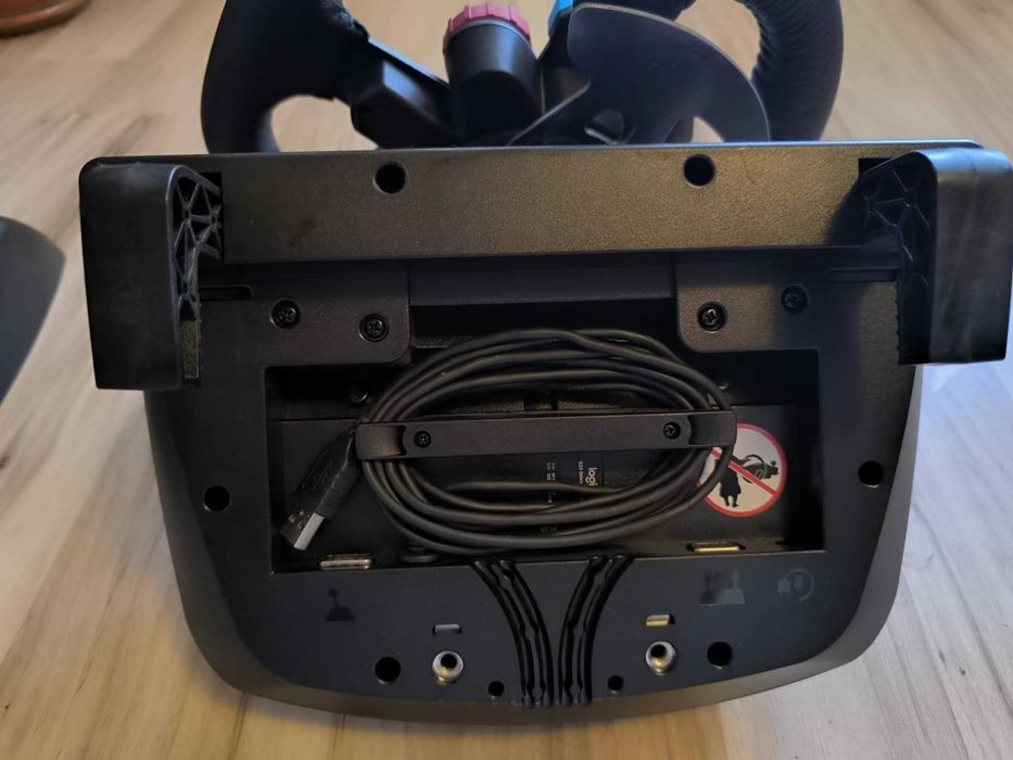 Геймърски волан Logitech G29