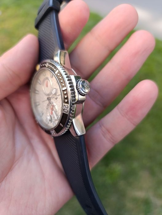 Ulysse Nardin соат сотилади