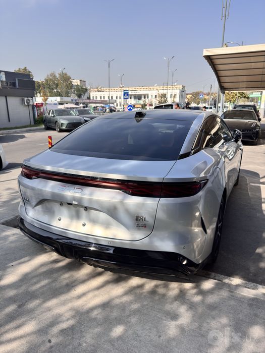 BYD Han L 2.7s  eng fulli
