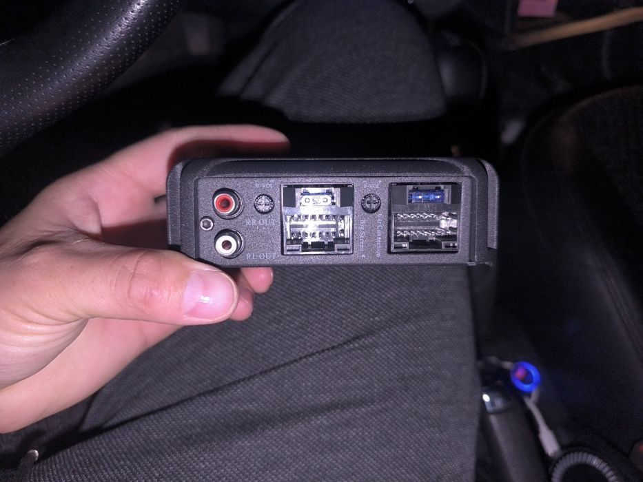 Android monitor uchun usilitel 4x60