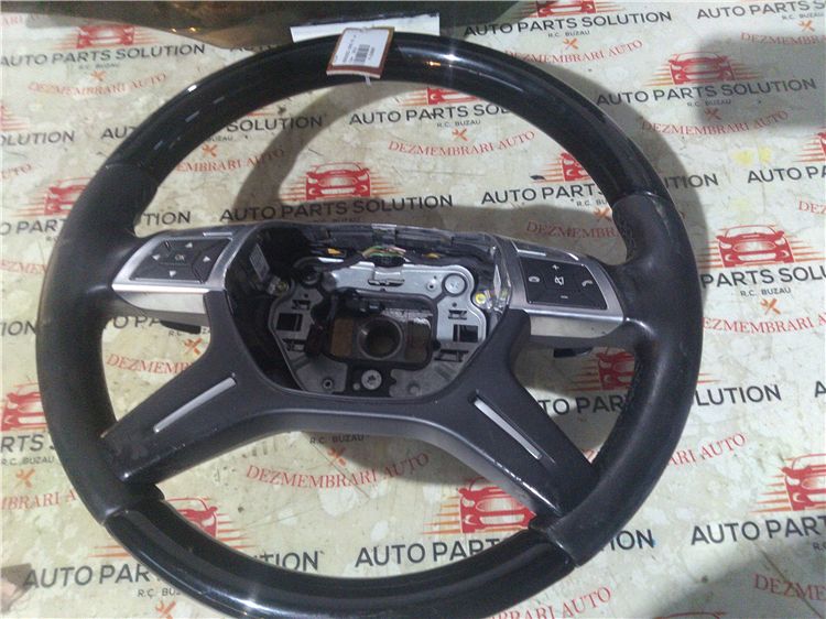 Volan mercedes benz ml an fabr. 2014
