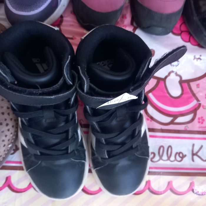 Детски маратонки и боти за момиче