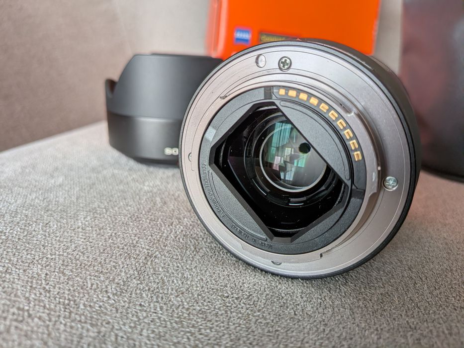 Obiectiv Zeiss Sonnar 55mm 1.8 pentru montura Sony FE