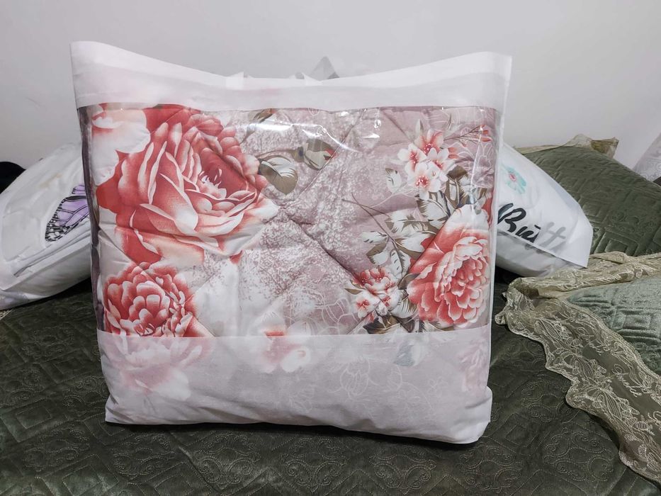 Продам одеяло теплое всесезонка полуторка