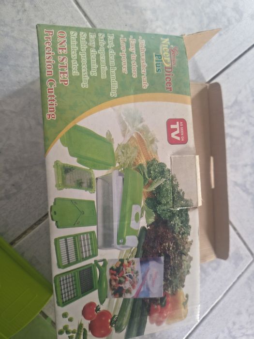 Set de curățat și tăiat legumele