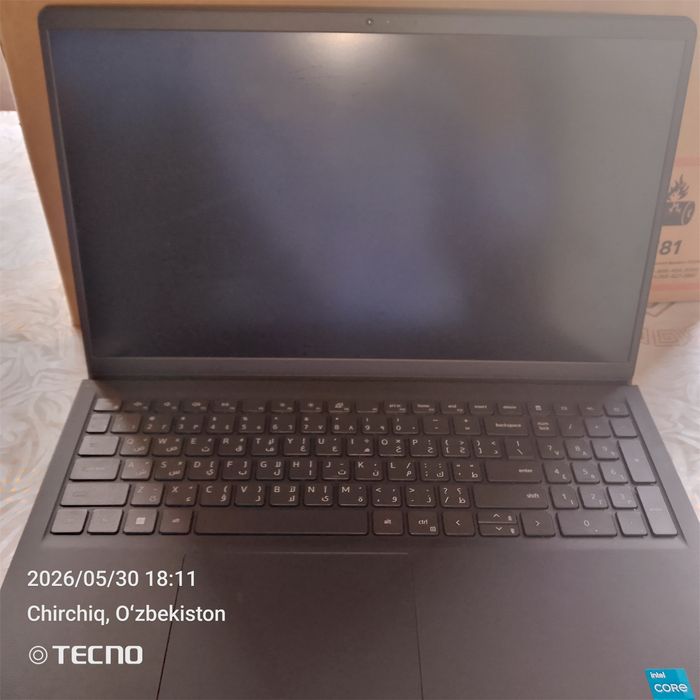 Noutbuk  Dell i3