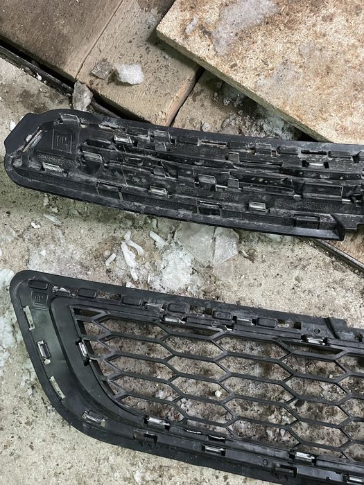 Кобальт решетки в бампер