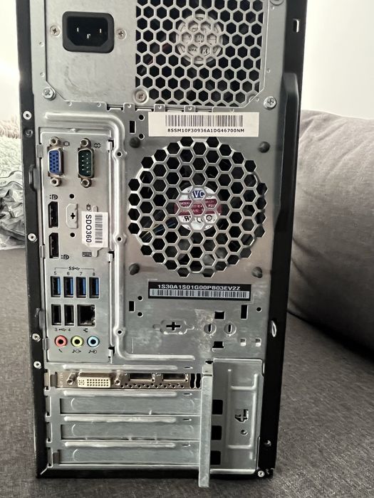 Calculator Lenovo Thinkstation 240fps