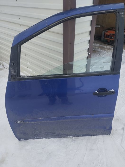 Продам двери Форд Галакси.