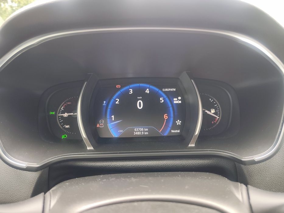 Renault Megane IV Sedan 1.3 TCe 116 CP – 2019 – 64.000 km – proprietar