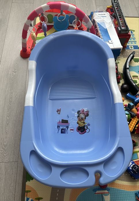 Продам детскую ванночку для купания, голубого цвета