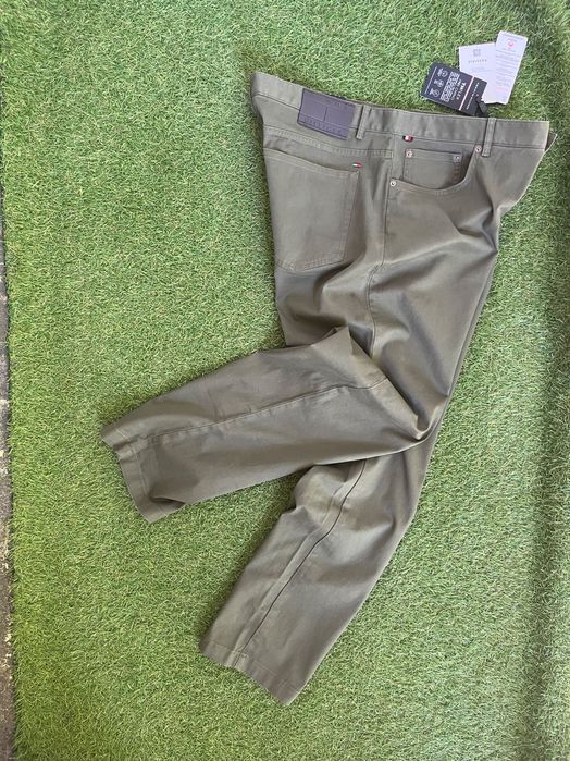 Мъжки дънки / панталон : Men's Tommy Hilfiger Denton Jean-Style Chinos 38х32