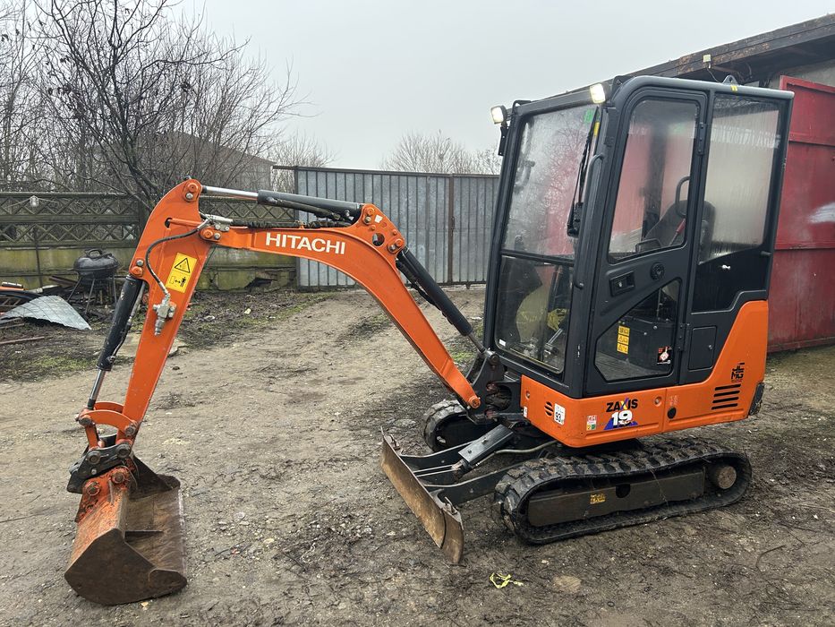 Vand Hitachi ZX 19