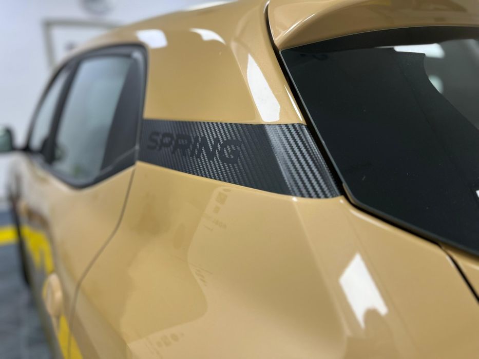 Stickere bandouri compatibile Dacia Spring 2025